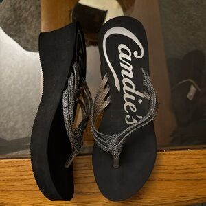 Y2K candie’s flip flop wedges